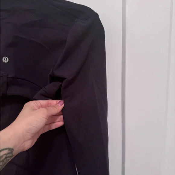 Women's Lululemon navy blue define jacket size 6 - Picture 13 of 14